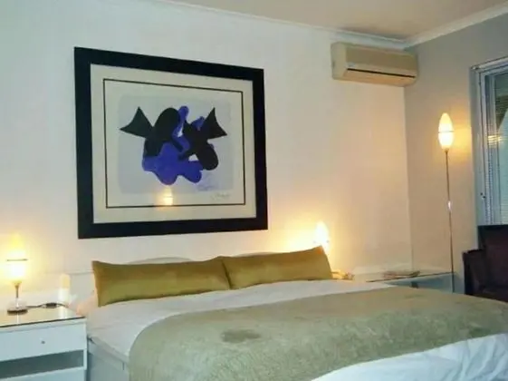 Comfort Tek Büyük Yataklı Oda, 1 Büyük (Queen) Boy Yatak, Sigara İçilmez, Bahçe Manzaralı