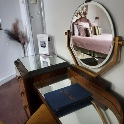 Deluxe Tek Büyük Yataklı Oda, 1 En Büyük (King) Boy Yatak, Sigara İçilmez, Şehir Manzaralı