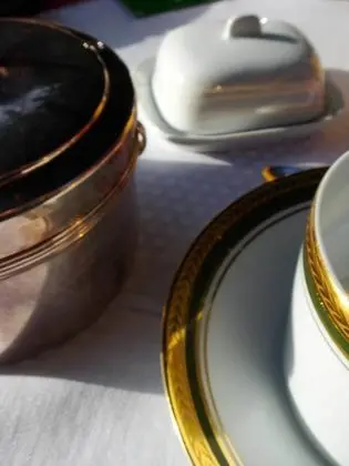 Tek Büyük Yataklı Oda, Tepe Manzaralı (Paul Valéry)