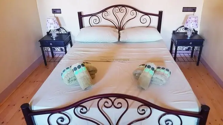 Tek Büyük Yataklı Oda