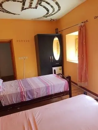 Üç Kişilik Oda