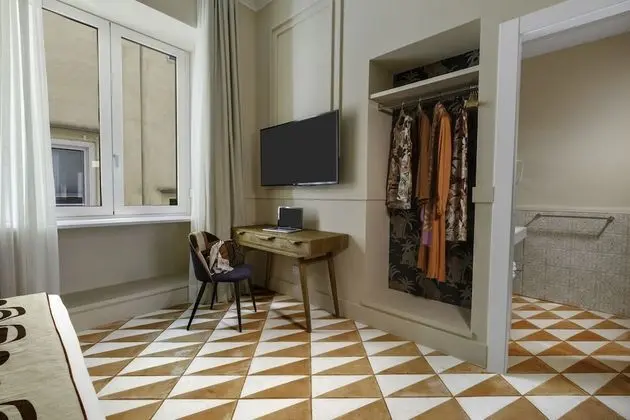 Comfort Tek Büyük Yataklı Oda