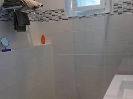 Comfort Tek Büyük Yataklı Oda, Banyolu/Duşlu, Bahçe Manzaralı (Basalte)