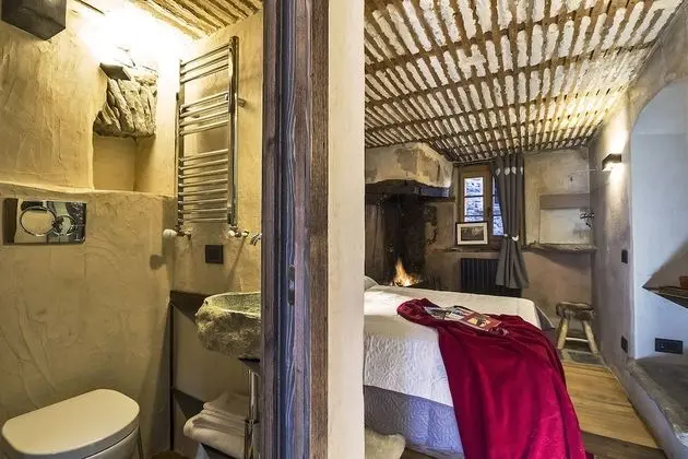 Romantic Tek Büyük Yataklı Oda