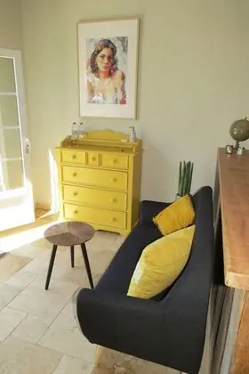 Junior Tek Büyük Yataklı Oda