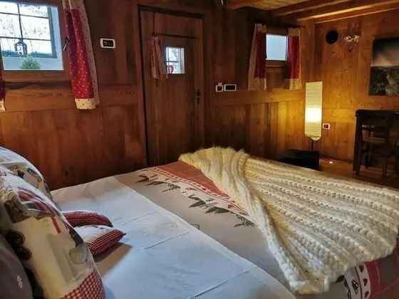 Tek Büyük veya İki Ayrı Yataklı Oda