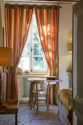 Tek Büyük Yataklı Oda (Safran)