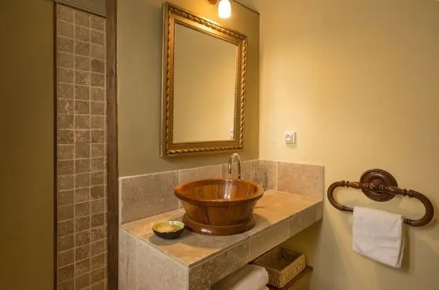 Tek Büyük Yataklı Oda (Safran)