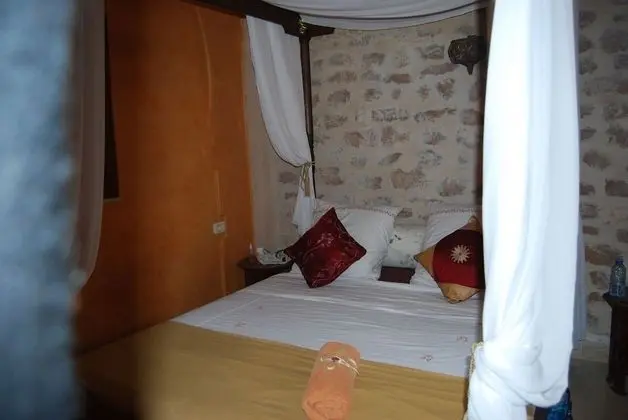 Dört Kişilik Oda (Suite Sirdus)