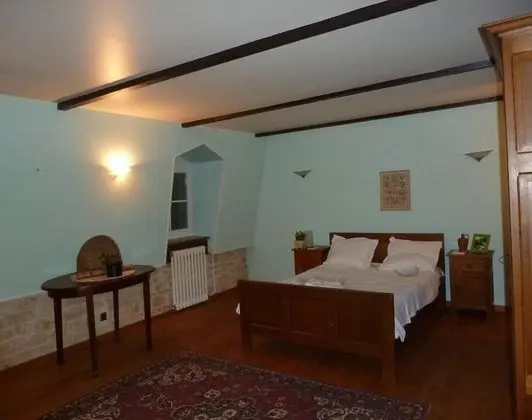 Tek Büyük Yataklı Oda, Ortak Banyo (Le Schubert)