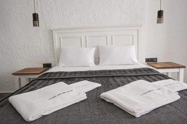 Deluxe Room, Kara veya Havuz Manzaralı