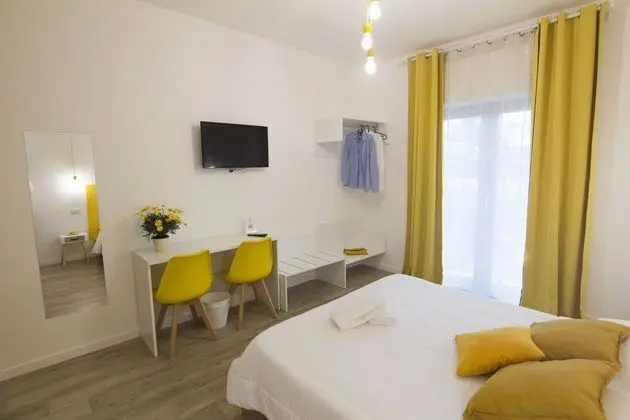 Exclusive Tek Büyük Yataklı Oda, Engellilere Uygun, Bahçe Manzaralı (Leucosia)