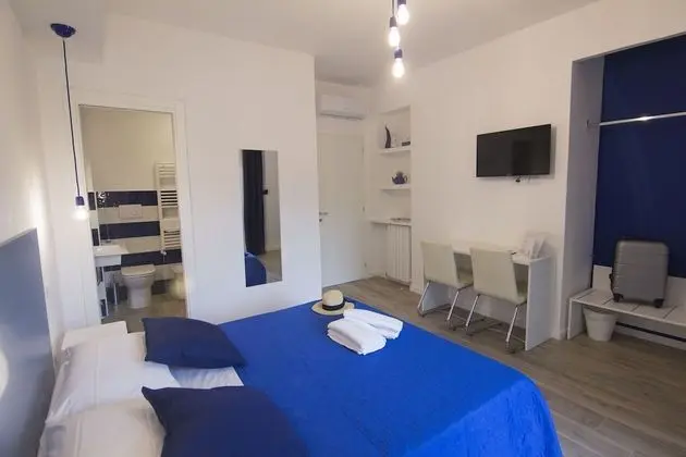 Exclusive Tek Büyük Yataklı Oda, Engellilere Uygun, Bahçe Manzaralı (Partenope)