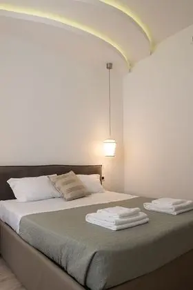 Camera doppia con la culla