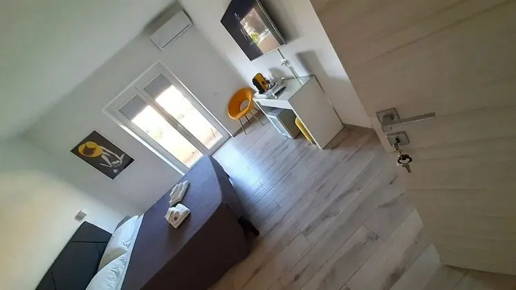 Tek Büyük Yataklı Oda (Glicine)