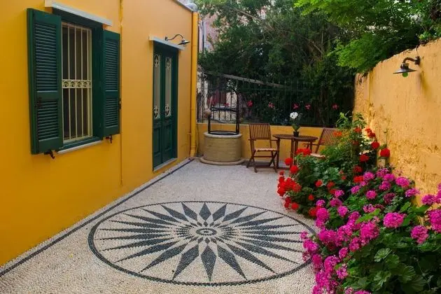 Apart Daire, Bahçe Manzaralı