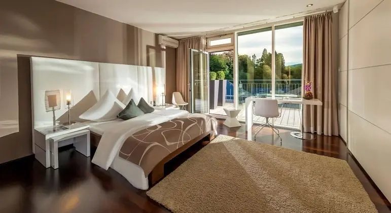 Çatı Katı Süiti (Penthouse) (for maximum 6 Persons)