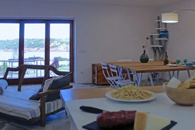 Villa, Denize Sıfır