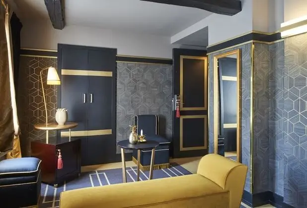 Deluxe Tek Büyük Yataklı Oda