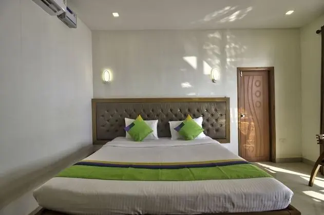 Deluxe Sea View Cottage
