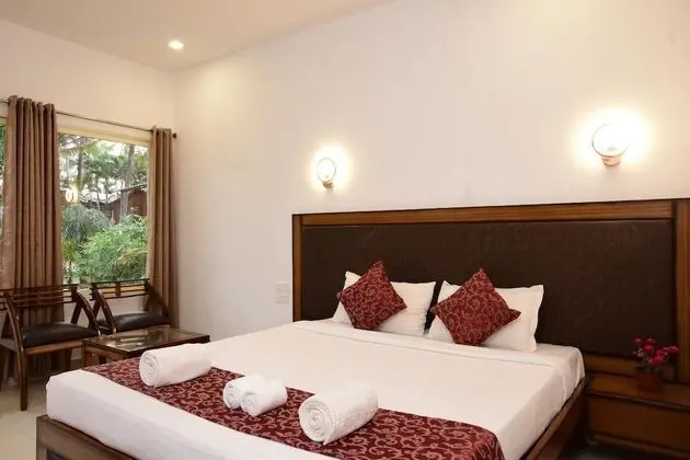 Lawn View Cottage- ( Garden View )