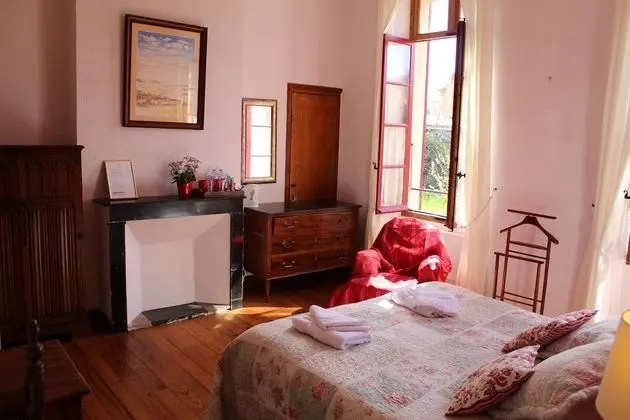 Tek Büyük Yataklı Oda (Rose)