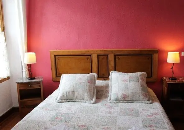 Tek Büyük Yataklı Oda (Rose)