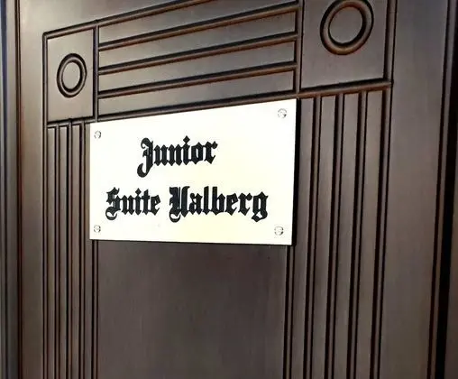 Junior Süit (VALBERG)