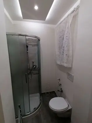 Tek Büyük Yataklı Oda (Rosé)