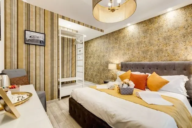 Deluxe Tek Büyük Yataklı Oda