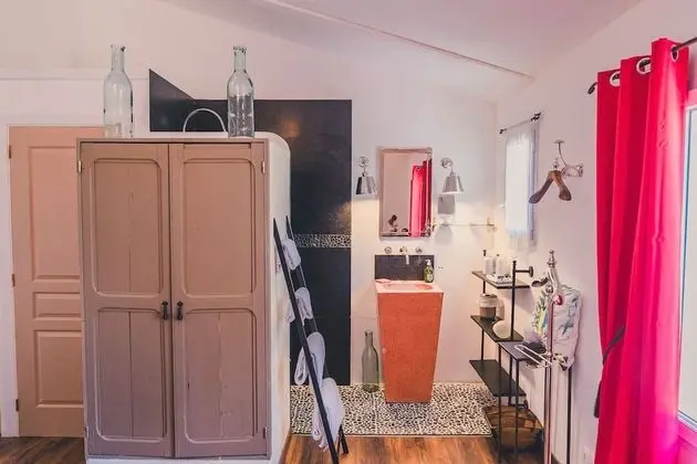 Tek Büyük Yataklı Oda (Bois Rouge)