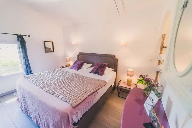 Tek Büyük Yataklı Oda (Lilas)