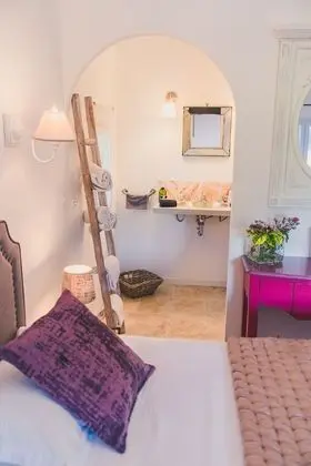 Tek Büyük Yataklı Oda (Lilas)