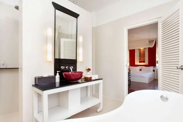 Laos suite