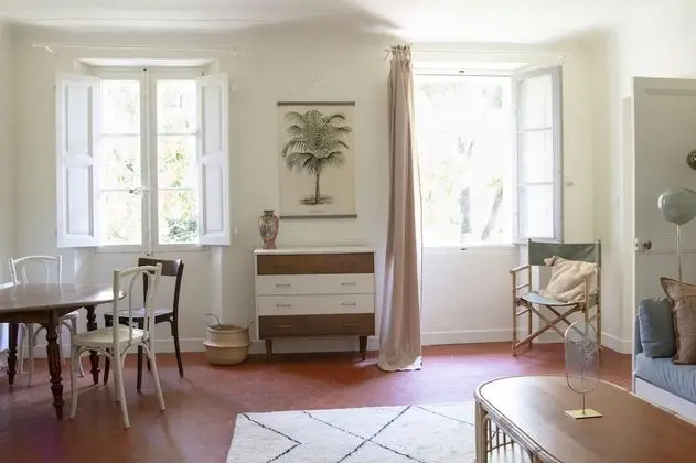 Family Stüdyo, Havuz Manzaralı