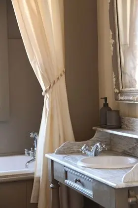 Family Stüdyo, Havuz Manzaralı