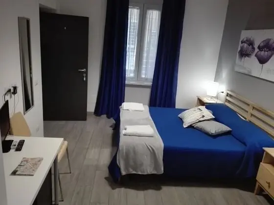Üç Kişilik Oda, 1 Çift Kişilik Yatak ve Çekyat