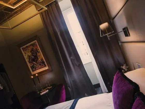 Deluxe Tek Büyük veya İki Ayrı Yataklı Oda