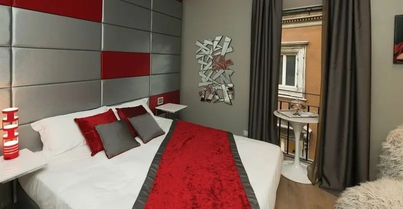 Standard Tek Büyük Yataklı Oda