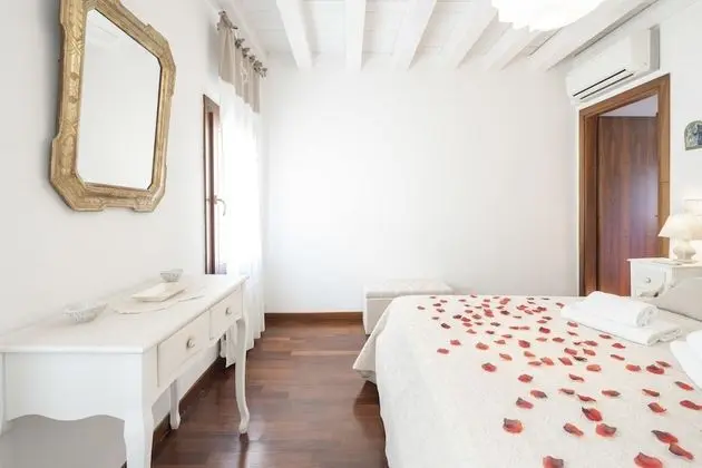 Romantic Apart Daire, 2 Yatak Odası