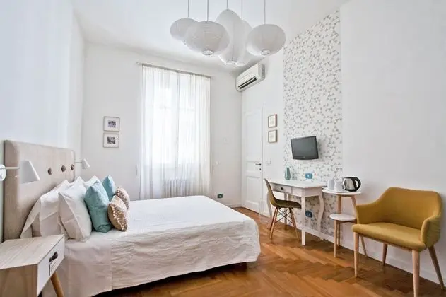 Comfort Tek Büyük Yataklı Oda