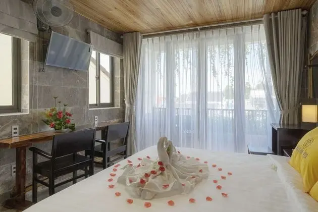 Deluxe Tek Büyük Yataklı Oda