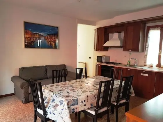 Apart Daire, 2 Yatak Odası, Balkon