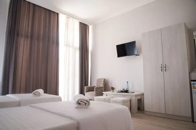 Standard Tek Büyük veya İki Ayrı Yataklı Oda