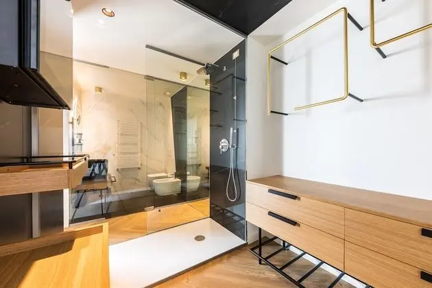 Superior Oda, Balkon, Göl Manzaralı