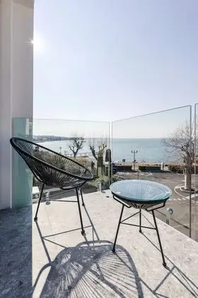 Superior Oda, Balkon, Göl Manzaralı