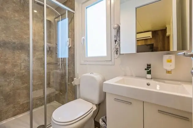 Karavan, 2 Yatak Odası (Forest Escape)