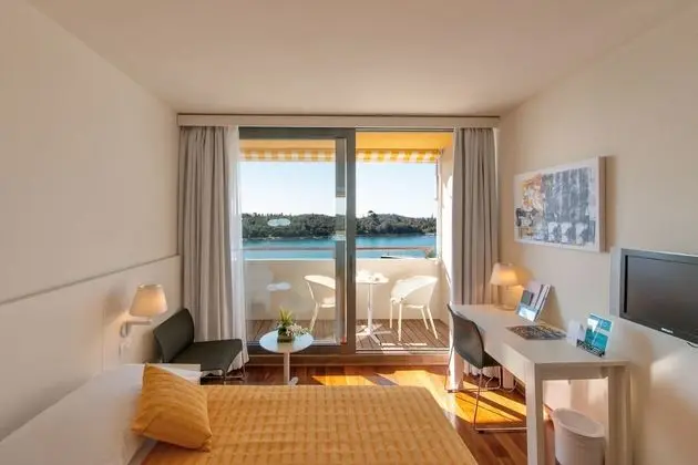 Standard Büyük Yataklı Tek Kişilik Oda, Balkon