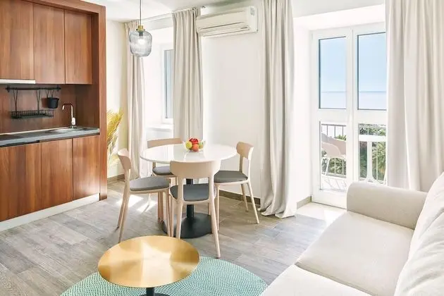Superior Apart Daire, 1 Yatak Odası, Balkon, Deniz Manzaralı
