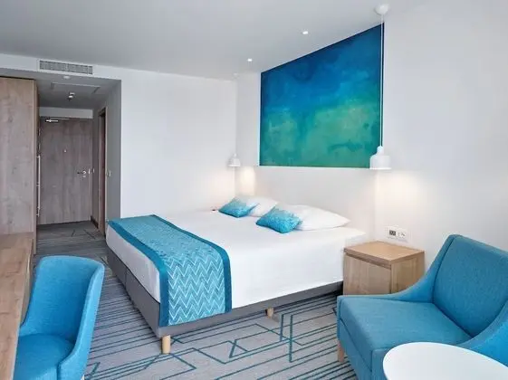 Standard Tek Büyük veya İki Ayrı Yataklı Oda, Balkon